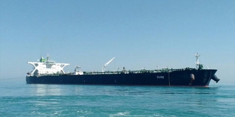 iranian supertanker dune