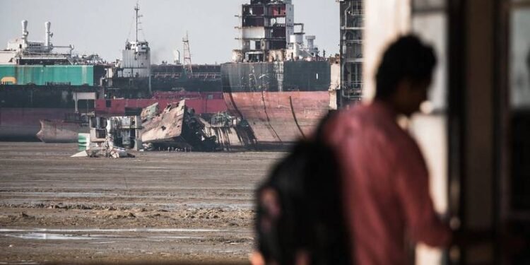 Ship Recycling Prices Continue to Slide