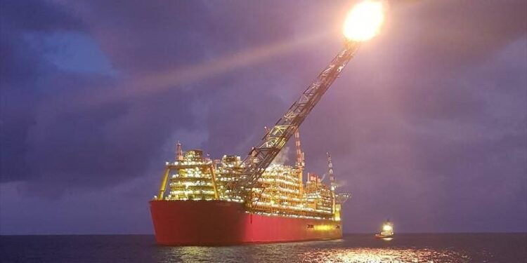 Australia: Shell Ships LNG from Prelude FLNG Despite Staff Stoppages