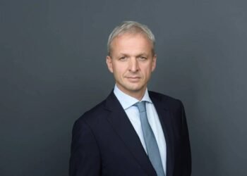 AkzoNobel Names Poux-Guillaume as Next CEO