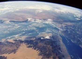 Houthi Rebels Strike Yemeni Oil Terminal for the Second Time