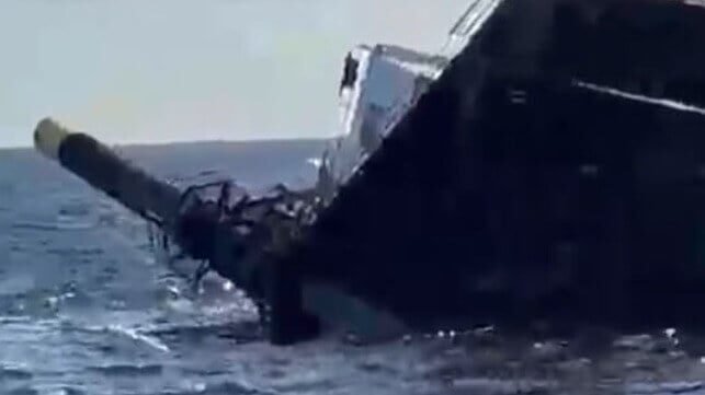 Video: Liftboat Capsizes as well as Sinks off Trinidad & Tobago ...