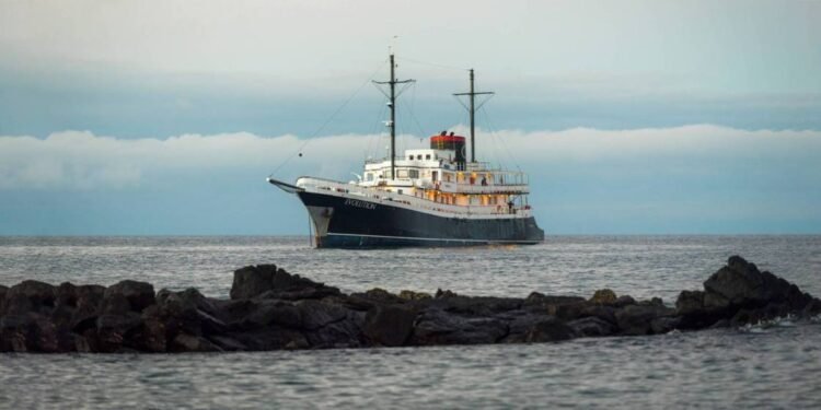 Inmarsat broadens visibility in exploration cruise ship sector Inmarsat expands presence in expedition cruise segment