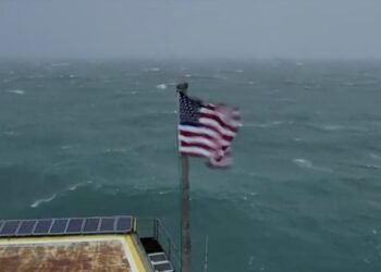 You Can Watch Hurricane Florence Roll In Live from the Frying Pan Tower – Here’s How
