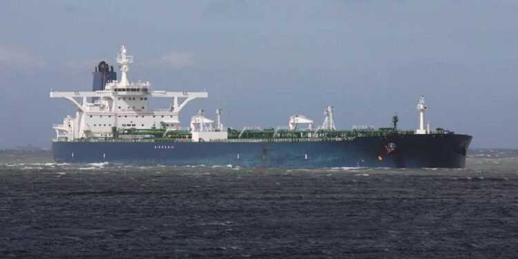 EU Bans New Insurance of Ships Carrying Russian Oil