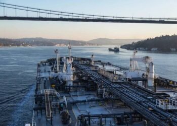 Why Are Oil Tankers Stuck in Turkish Waters?