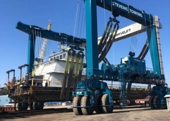 Marine Travelift Delivers New Boat Lift to Stevens Towing