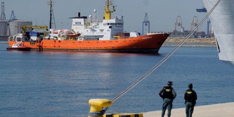 EU Cuts Migration Deal After Marathon Talks