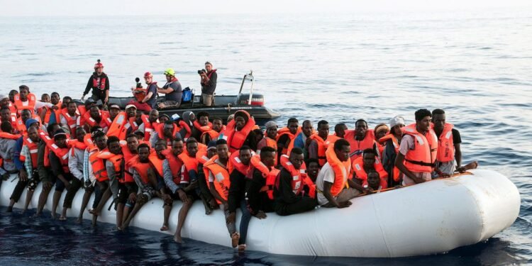 Shipping Groups Call for Cooperation on Migrant Rescues at Sea