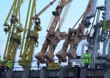 Greenpeace Protesters Cleared of Charges for Blockading Russian Ship
