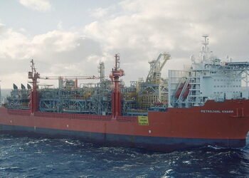 Hundreds of Norway’s Offshore Workers Go On Strike