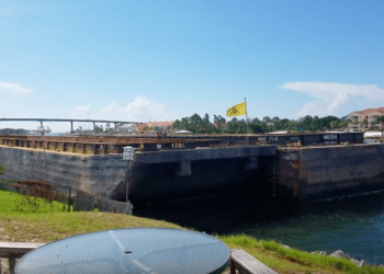 Incident Video: Barge Takes Out Private Dock on Florida Panhandle
