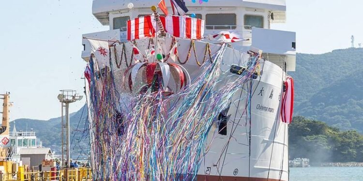 Mitsubishi Shipbuilding Christens Training Ship Oshima Maru