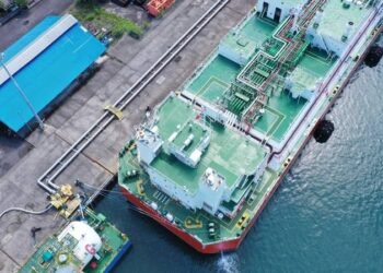 Italy's Commissioner Confident in a Timely Decision on New FSRU