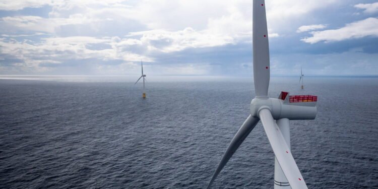 Over 8 GW of Floating Wind for California, But Who Will Build It?