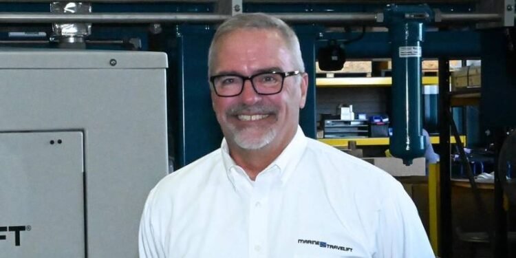 Minten Named Executive VP of Marine Travelift