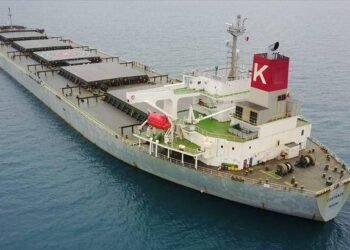 Australia Bans Bulk Carrier Over Unpaid Wages