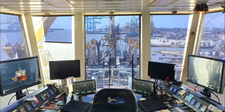 Alewijnse Equips Great Lakes Dredge Liberty Island