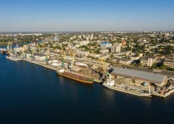Ukraine Says Russia Destroying Civilian Ships on the Dnipro River