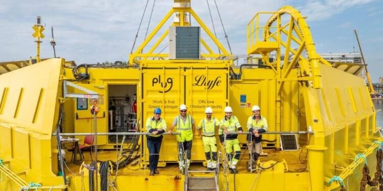 Lhyfe Launches World First Offshore Hydrogen Pilot