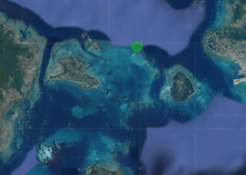 Video: Freighter Goes Aground on Japan's Biggest Coral Reef