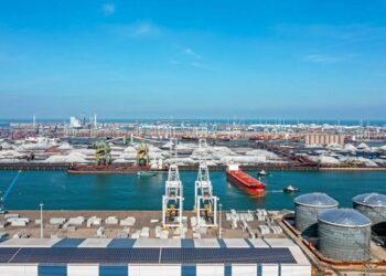 Rotterdam Port to Make New Metering System Compulsory for Ship Refueling