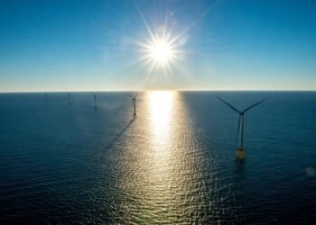 Offshore Wind, Long Delayed in U.S., Gets a Lift in New England