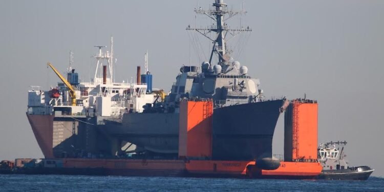 USS Fitzgerald Returns to Base with New Damage from Heavy Lift USS Fitzgerald Returns to Base with New Damage from Heavy Lift