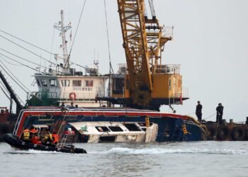 At Least Eight Killed as Fishing Boat Collides with Bunker Tanker Off South Korea