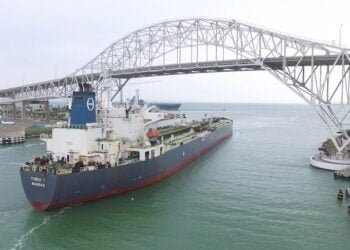 Gulf Coast Shipping Boom: U.S. Oil Exports Pour Into Worldwide Markets