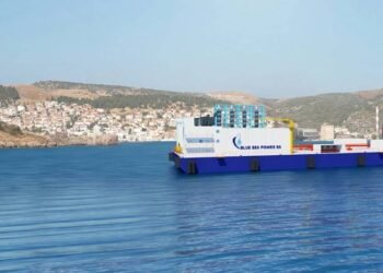 Houlder, Blue Sea Power Developing Floating LNG-to-power Barges for Greek Islands
