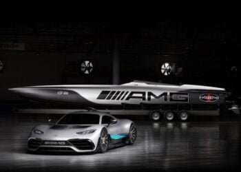 mercedes amg cigarette racing boat