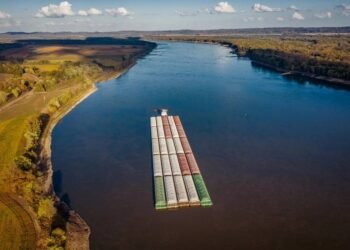 Canal Barge Gets $51 Million Title XI Loan