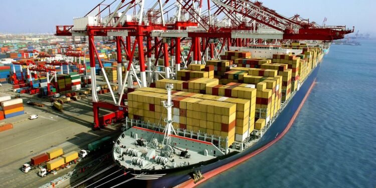 container ship terminal