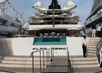 Antigua: Abandoned Russian Superyacht Could Pose Safety Hazard
