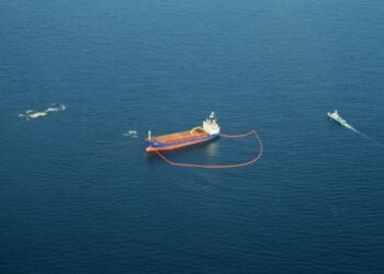 Photos: Bulk Carrier Grounds Off Sweden