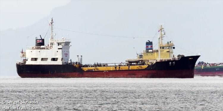 From Russia with Fuel: North Korean Ships May Be Undermining Sanctions ma du san ship