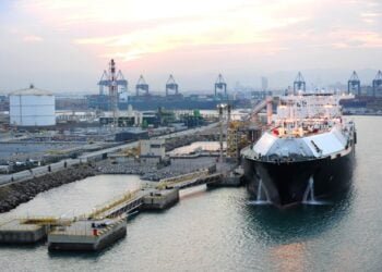 lng carrier port