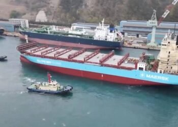 World’s First Methanol-Fueled Containership Launched