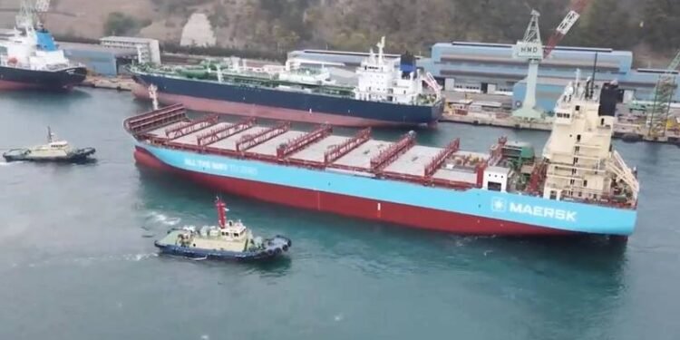 World’s First Methanol-Fueled Containership Launched