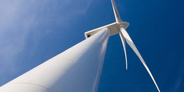 First US Floating Wind Auction Closes