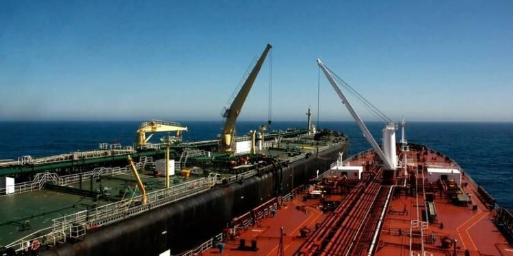 Spain Calls for Tougher Enforcement of Oil Transfers at Sea