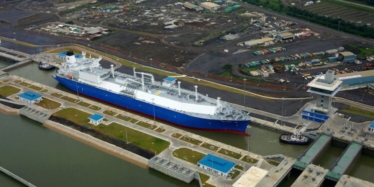 Modern LNG Carriers Earning More Taking the Scenic Route