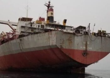 IMO: Critical Gap in Safer Salvage Plan Needs Spill Response Equipment