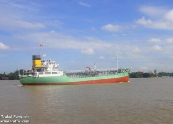 Malaysia Foils Tanker Hijacking, 10 Pirates Arrested