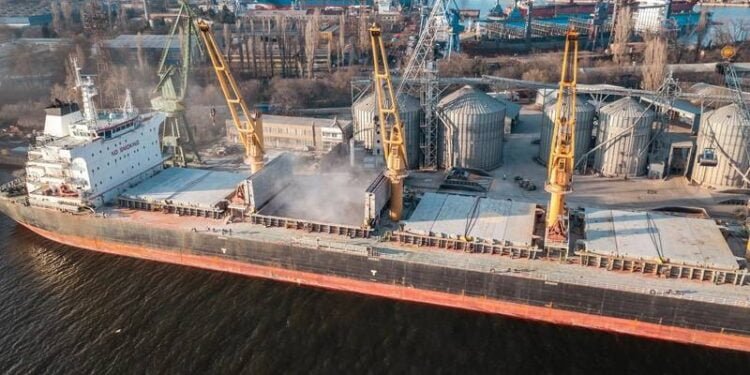 Insurers Covering Ukraine Grain Corridor Shipments for Now