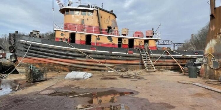 Ammonia-powered Tug Conversion Underway