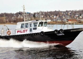 Gladding-Hearn Delivers Refitted Launch to Tampa Bay Pilots