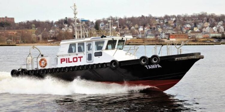 Gladding-Hearn Delivers Refitted Launch to Tampa Bay Pilots