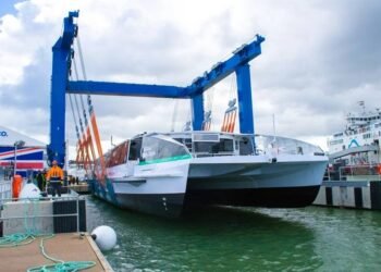 Wight Shipyard Launches Hybrid Ferry for Uber Boat by Thames Clippers